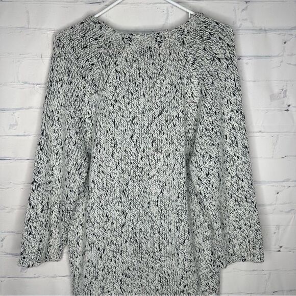 H&M small sweater dress‎ - Picture 5 of 7